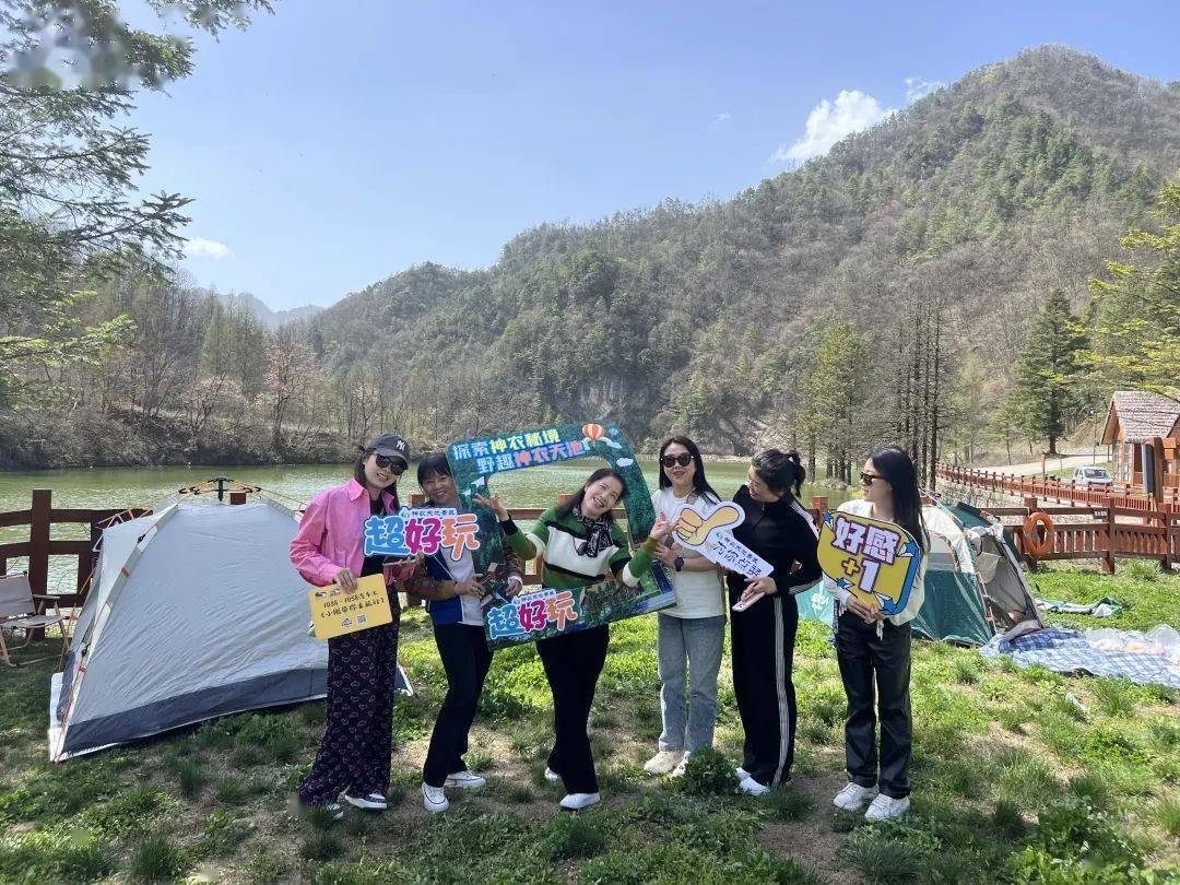 手从小腹一路开到丛林处手之舞动，从小腹到丛林的探索之旅