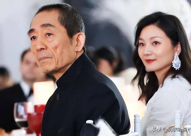 娇妻被领导抱进卧室娇妻遭遇职场风波，领导抱进卧室的背后故事