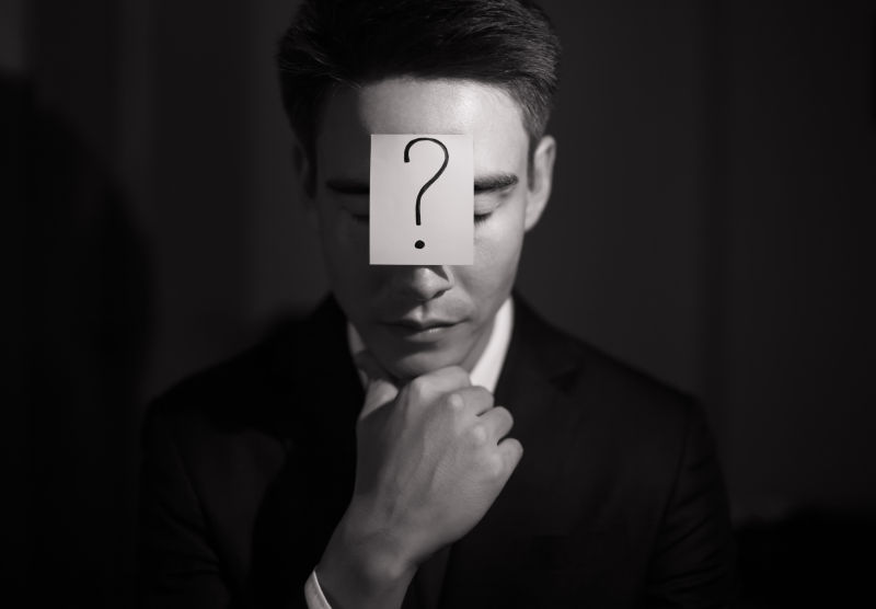 男人醒来发现自己身后惊醒后的困惑，某物仍在身体里-第1张图片