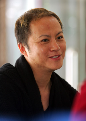男女群岛混交群体中的伦理与道德界限探讨——以交乱A片与男女多P现象为例-第1张图片