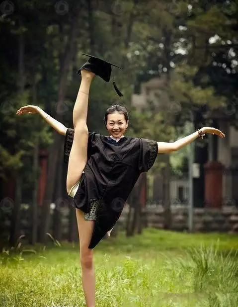 一字马女生裆部照一字马女生裆部照的探讨与思考