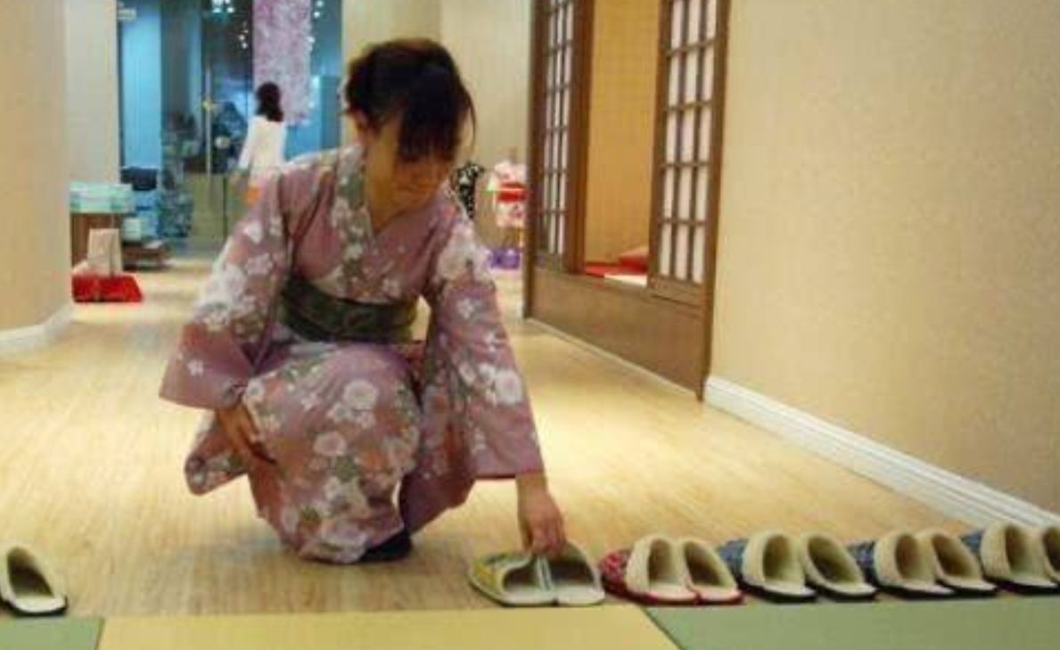 zljzlj日本人水多多的特色ZLJZLJ文化下的日本人生活与水资源的丰富性探讨