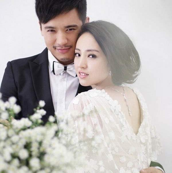 董璇高云翔婚礼全程董璇高云翔婚礼全程，浪漫而难忘的时刻