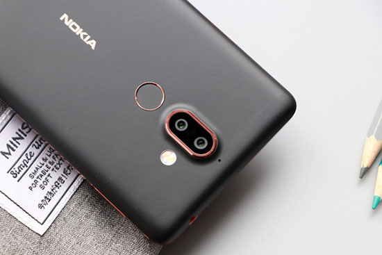 诺基亚7 plus诺基亚7 Plus，重塑手机市场的经典之作-第2张图片