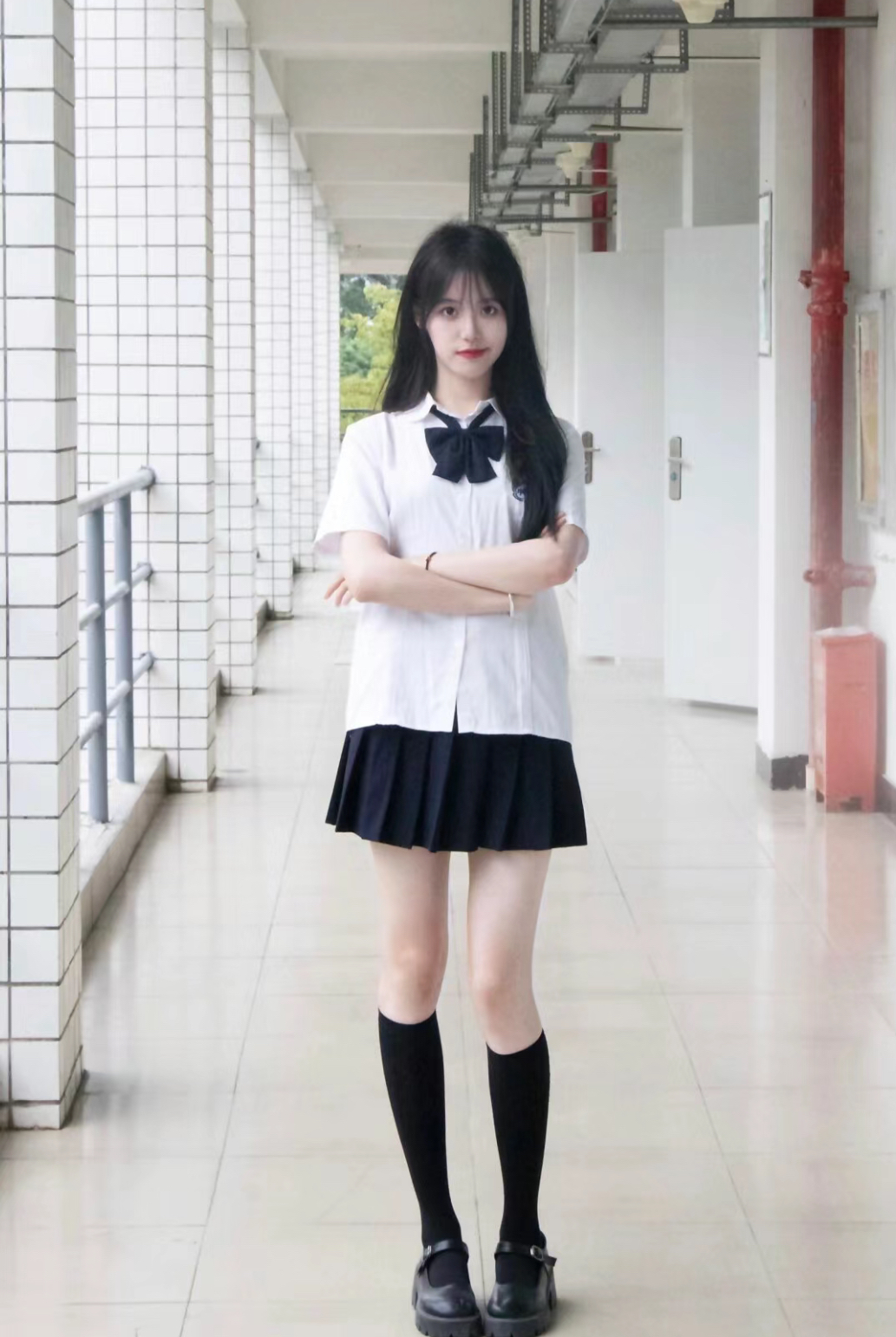 关于JK制服与露内穿着的探讨-第1张图片