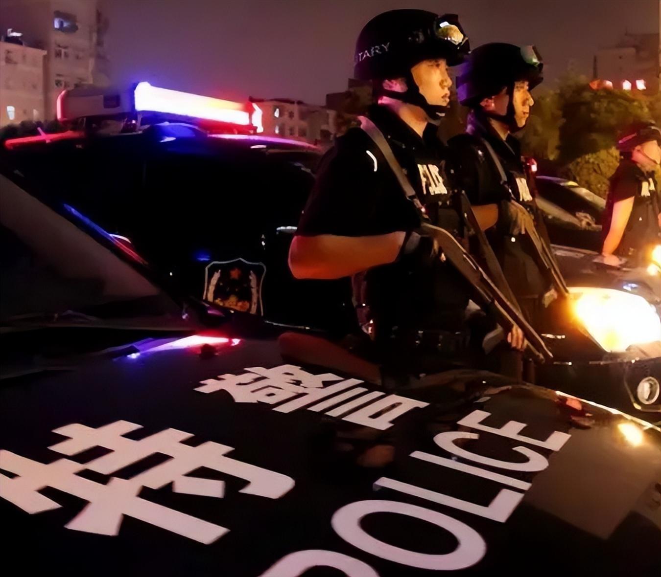张警官张津瑜视频，警界之光下的故事-第1张图片