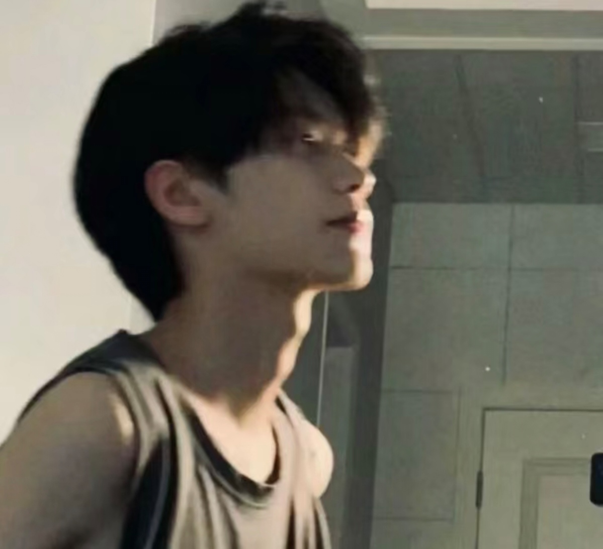 第四色男人最爱网站第四色男人最爱网站，探索现代男性网络兴趣的秘密-第1张图片