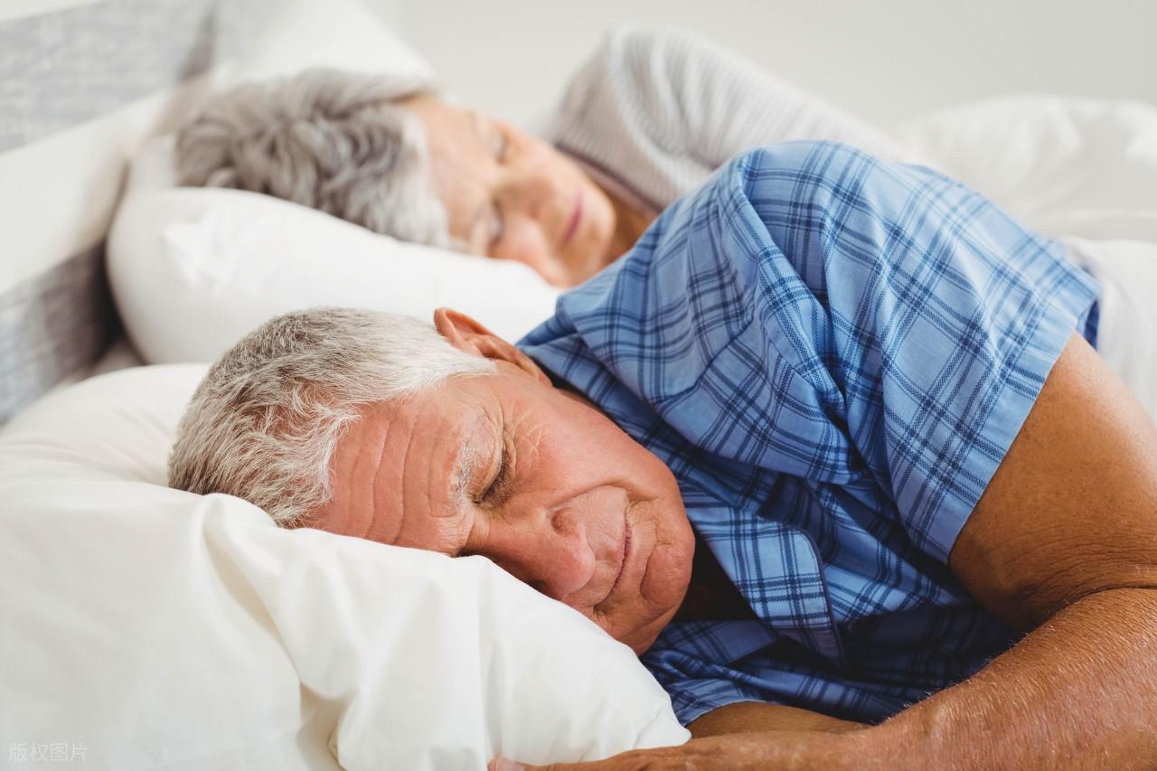 我与七十岁老太的睡眠经历-第3张图片