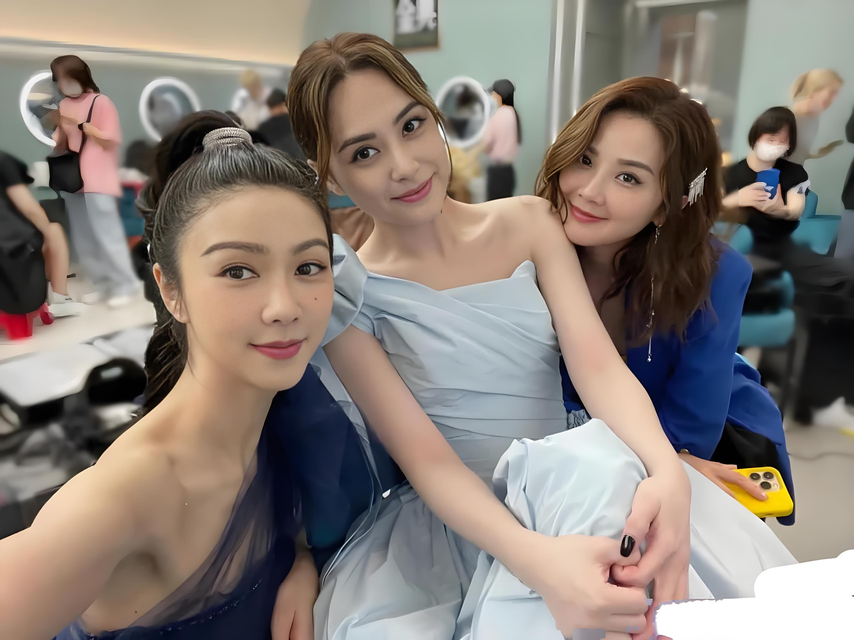 阿娇拍照阿娇不雅照事件，网络风波与隐私保护-第1张图片