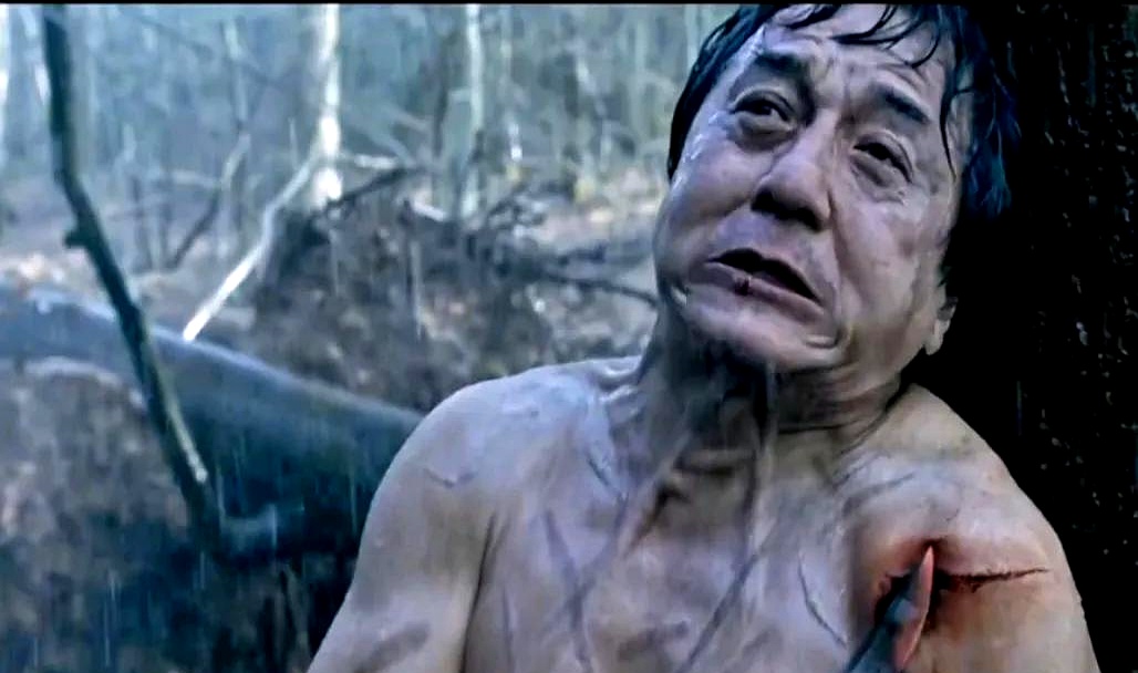 惊魂一刻，太凶猛了，那视频中几乎要撞烂的瞬间-第3张图片