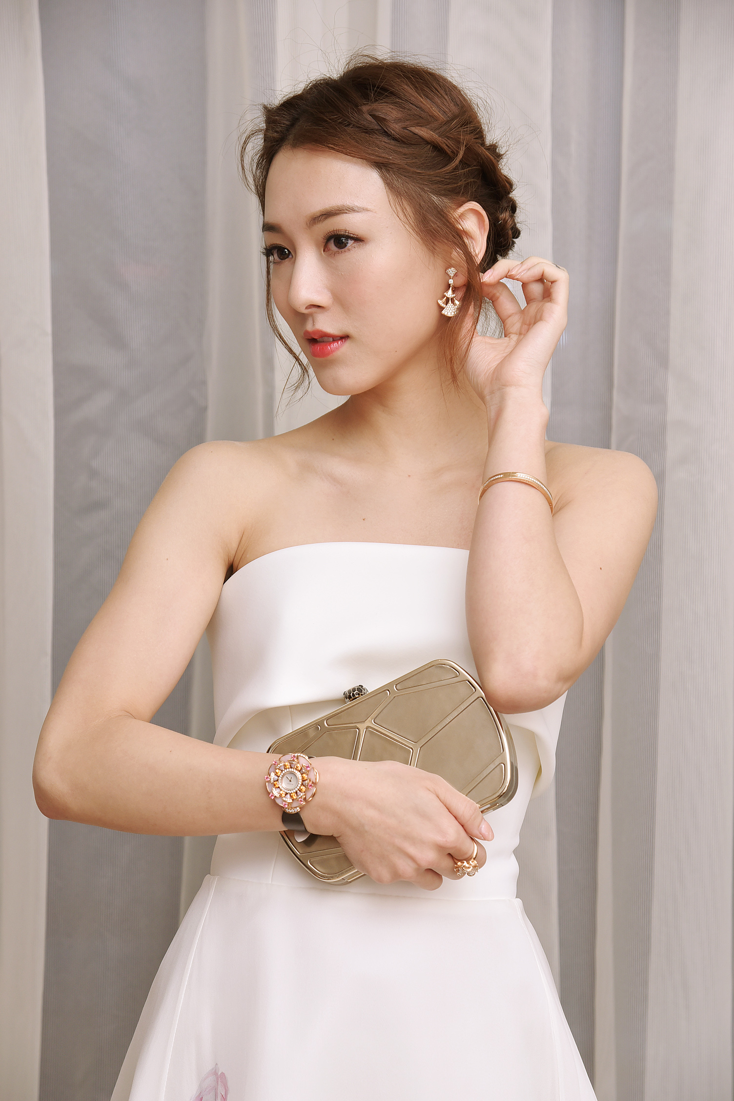 国产影视的多元发展——关于国产美女题材的探讨