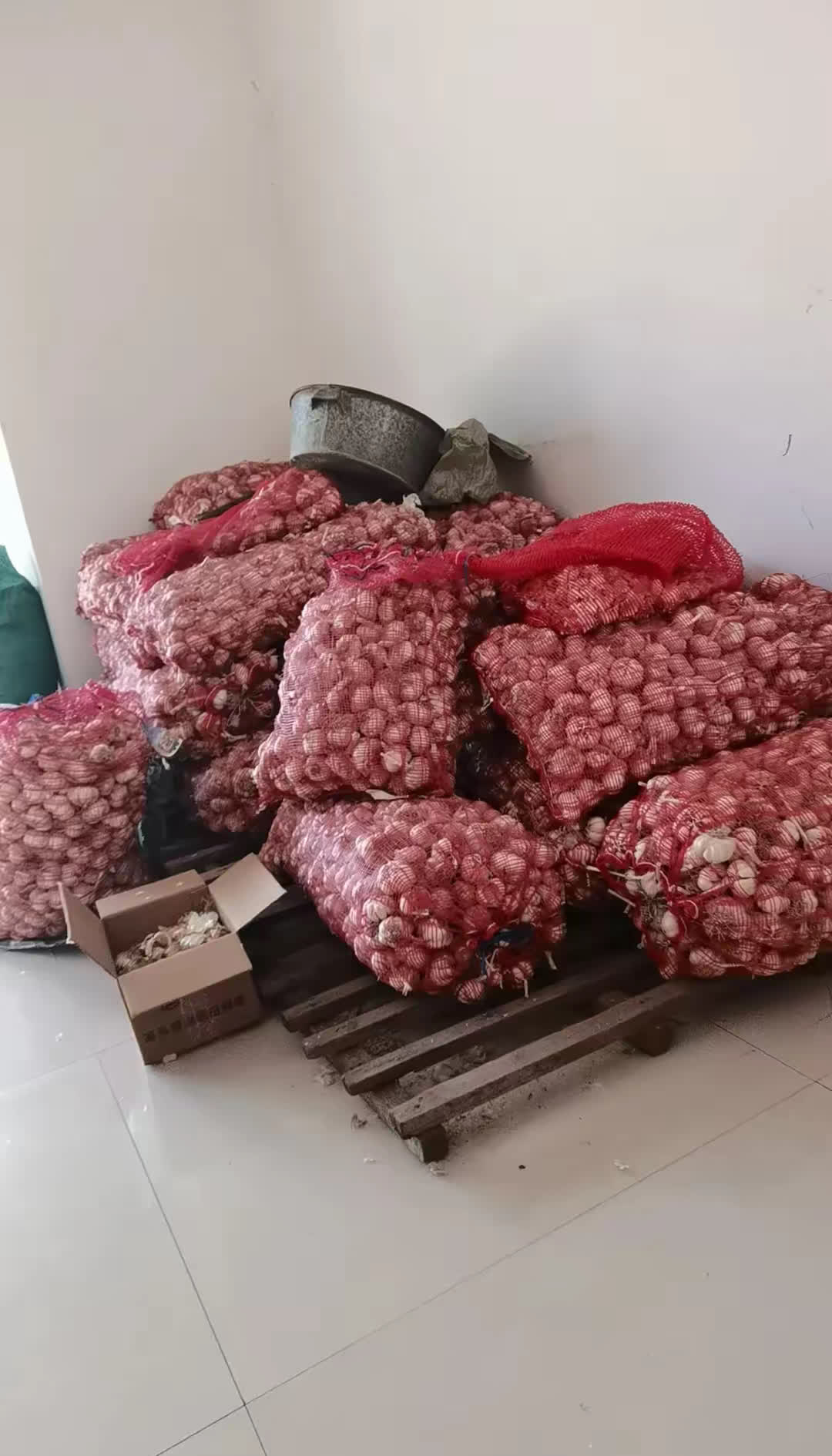 大婶的肥沃的土地有多少字岳大婶的肥沃土地
