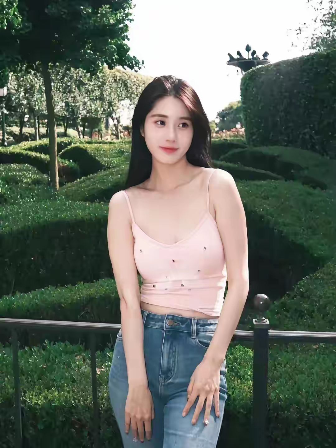 日本水蜜桃身体乳房日本水蜜桃般的身体与乳房之美-第2张图片