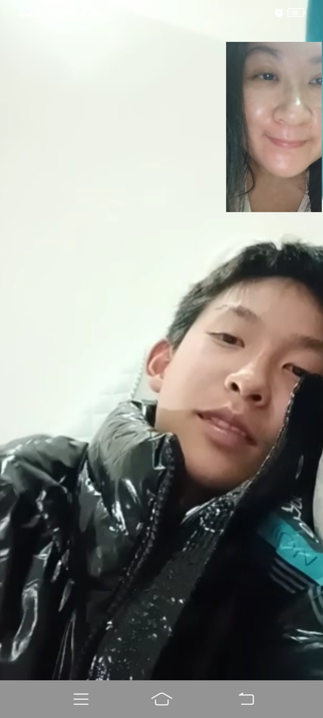 uu自爆一血初中就没了 究竟是怎么回事?UU的青春岁月，一血初现，初中生活的遗憾与成长-第1张图片