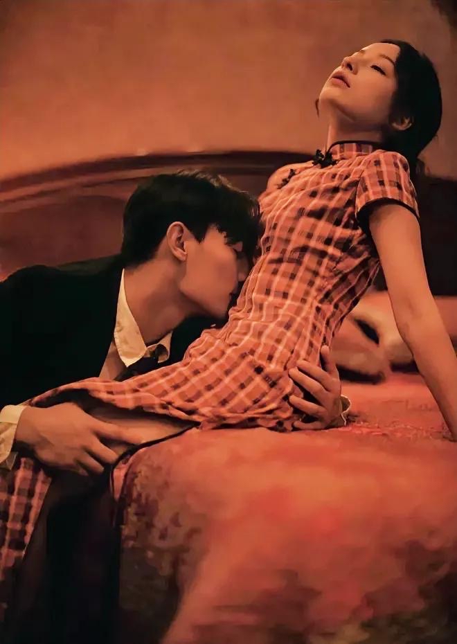 一女多男np都市情缘，一女多男NP的复杂情感
