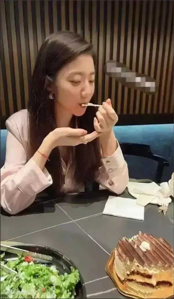 张津瑜与吕总9分视频曝光张津瑜与吕总9分视频曝光事件深度解析-第2张图片