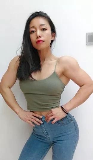 第37部分夫妇交换系列在线观看第三十七部分，夫妇交换系列-第1张图片
