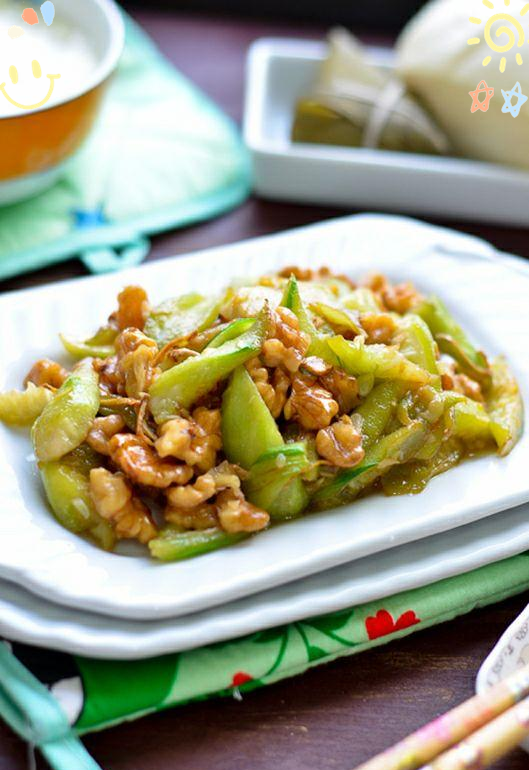 探索健康饮食与网络资源——丝瓜、草莓、秋葵的无限可能-第3张图片