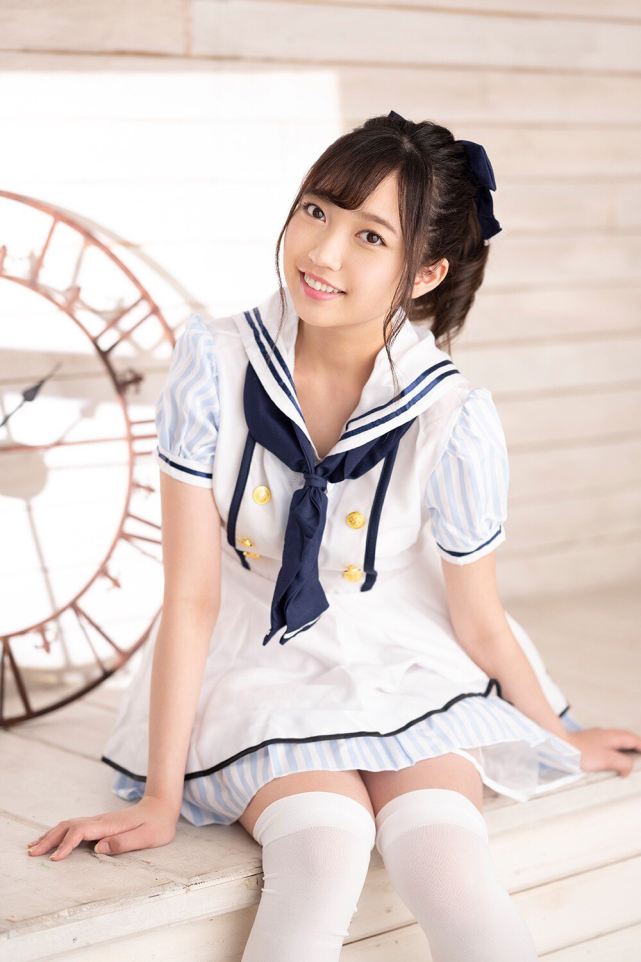 japanfreseex18一19vidos日本青春之花，探索18-19岁年轻人的新鲜体验-第1张图片