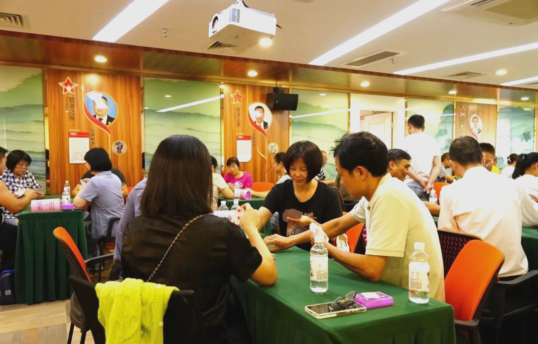 双人上下扑克牌双人上下扑克牌，一种增进友谊与技巧的竞技游戏-第3张图片