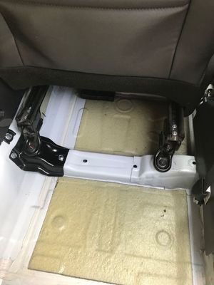 汽车后座视频车后车座上的疯狂瞬间——记录与分享-第1张图片