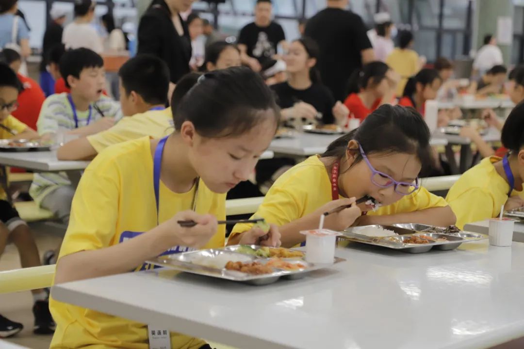 学生幻女与印度文化中的自由性观念