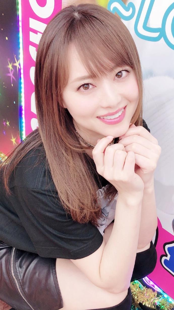 吉泽明步作品吉泽明步作品，探索艺术之美