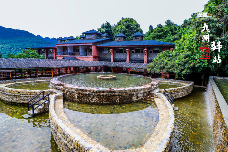 天体浴场，自然之美的无尽展现-第2张图片