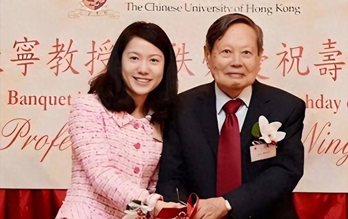翁帆产下一子4岁翁帆产下一子四岁，幸福家庭的温馨篇章-第1张图片