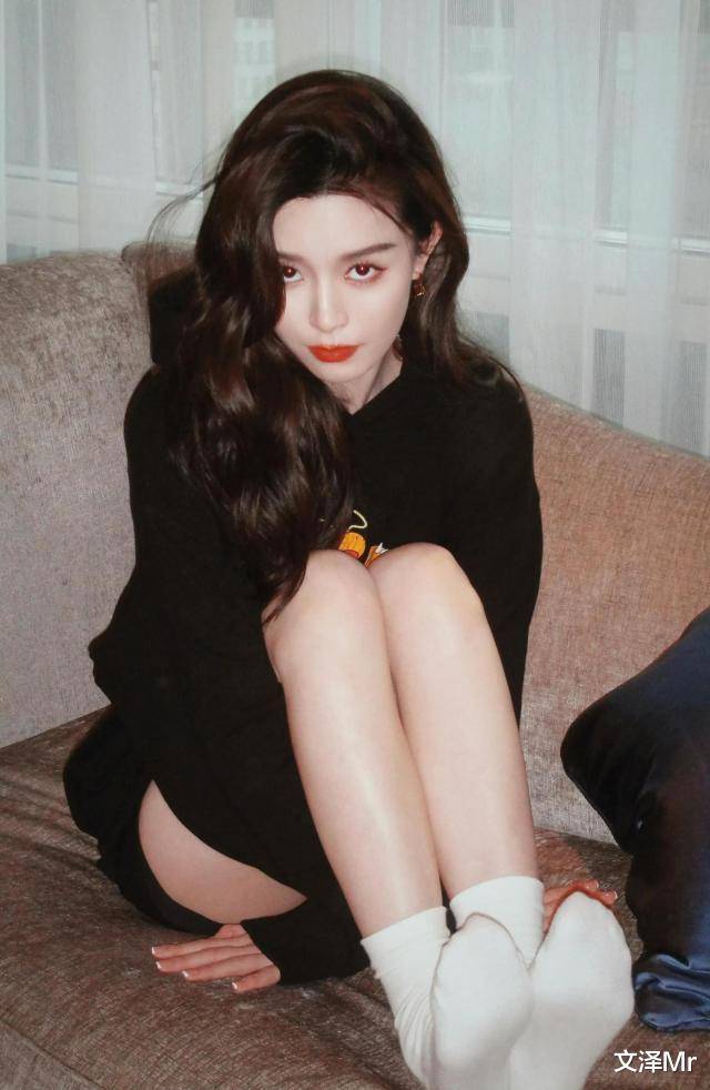 世界白嫩的极品美女ASSPICS探索世界白嫩极品美女之魅力-第2张图片