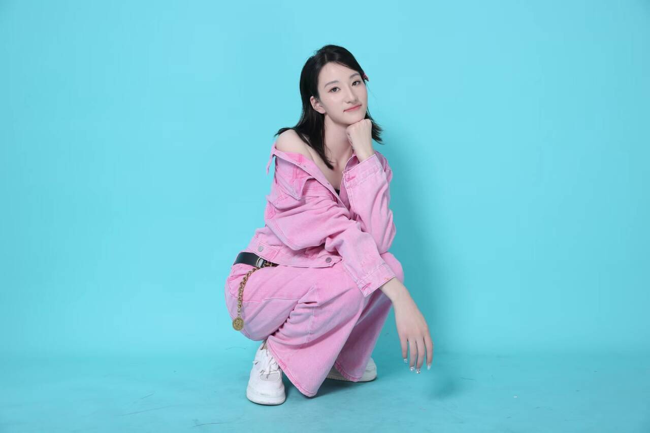 少女韩国免费观看高清大全韩国精品，璀璨璀璨的东方之美-第2张图片