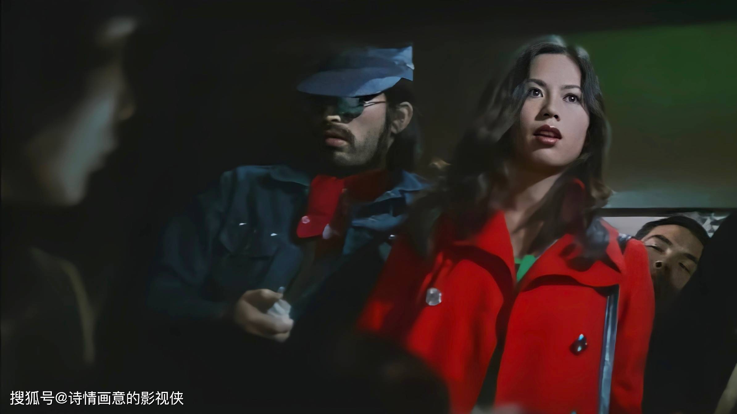 女警被黑人20厘米强交女警遭遇的挑战，一次不寻常的交涉经历