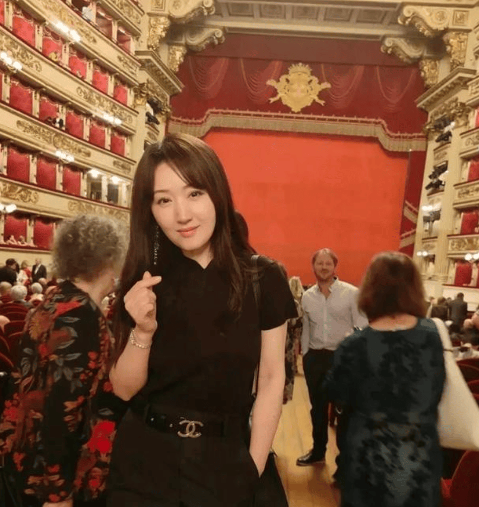 杨钰莹博客杨钰莹博客，歌声中的岁月与情感-第2张图片