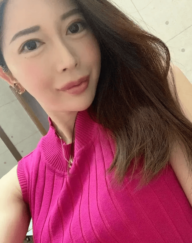 熟女AV之人妻熟女熟女AV与魅力之人妻熟女-第1张图片