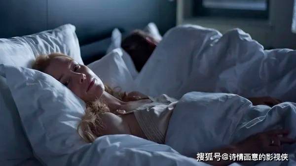 扒开女人下面使劲桶视频关于性行为的探讨与道德伦理的界限-第2张图片