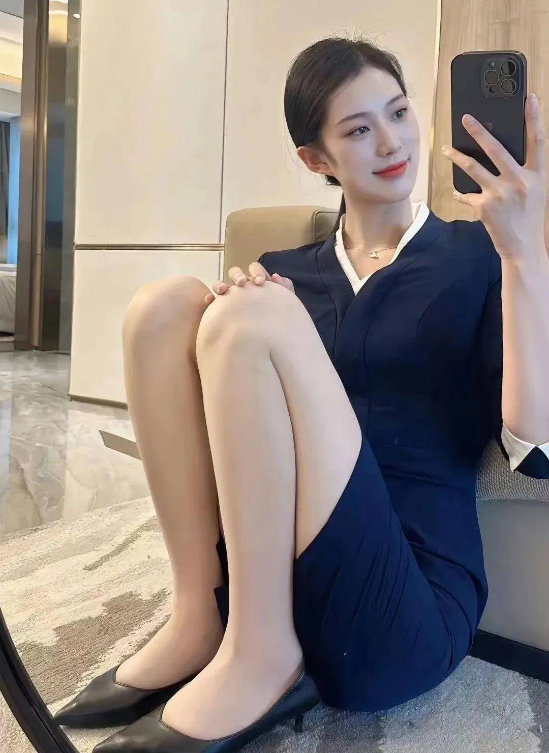 空姐丝脚空姐的丝脚，美丽背后的故事与细节