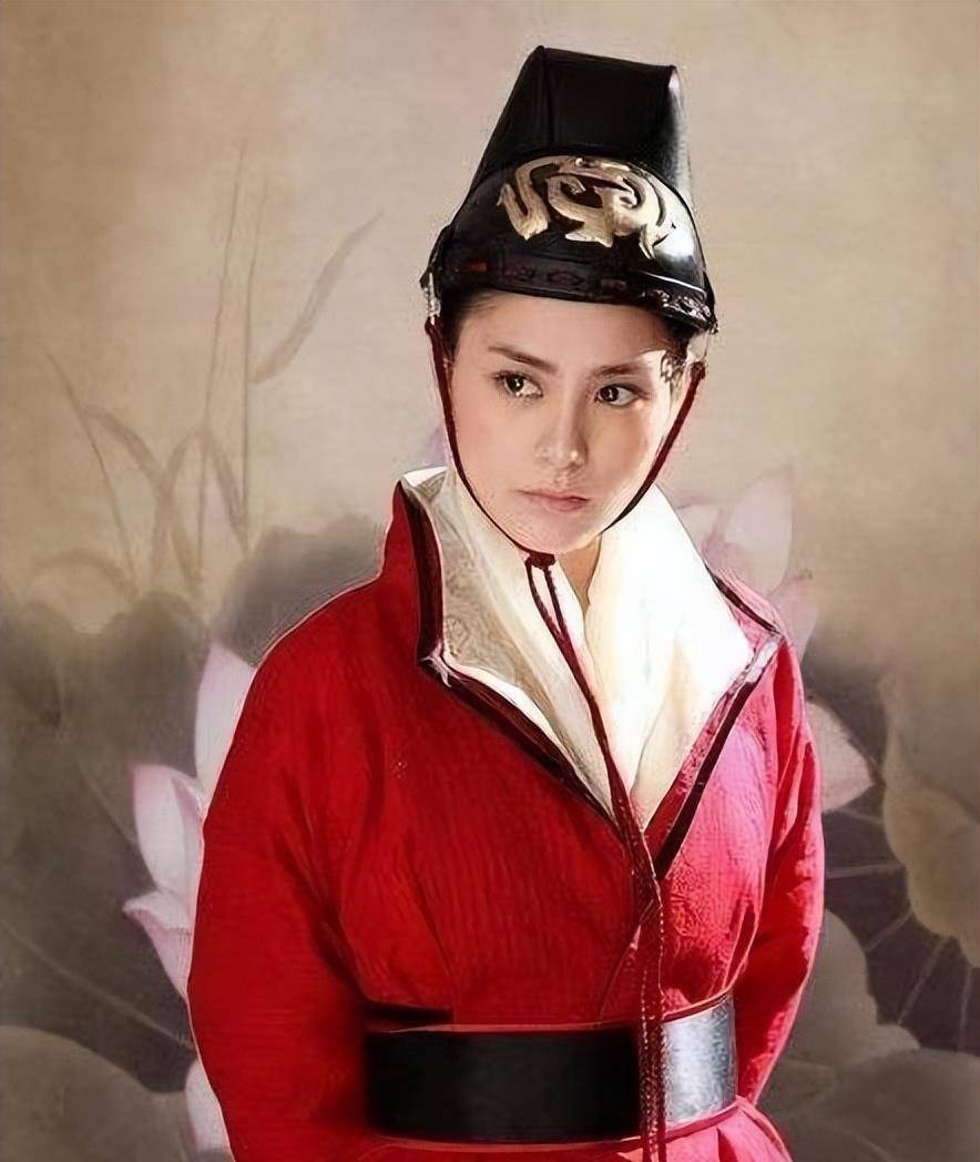 上官婉儿用笔自谓上官婉儿，笔尖下的传奇-第2张图片
