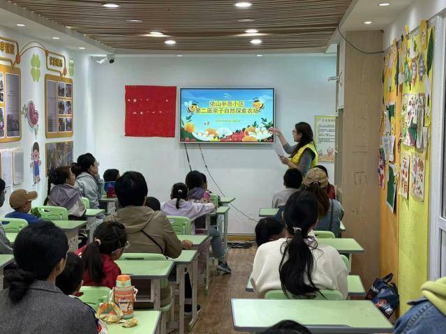 探索与尊重，关于慢慢扒她的衣服的深度思考-第1张图片