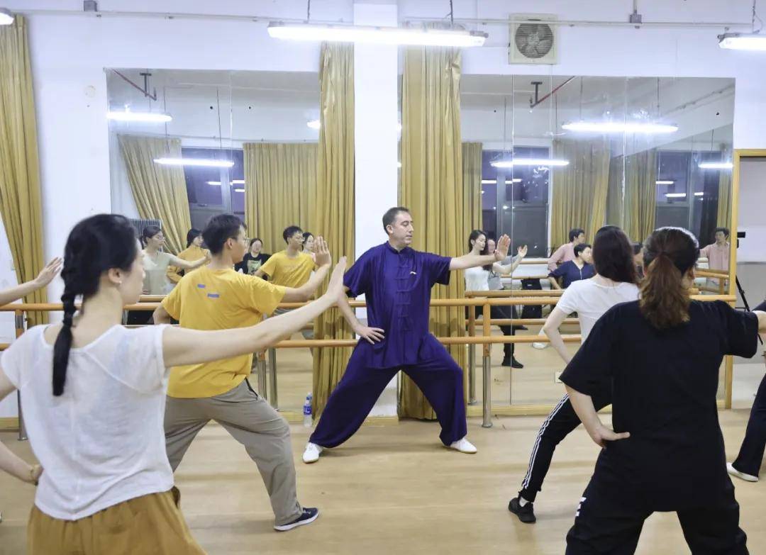 亚洲在线，日韩与欧美的文化交流与融合