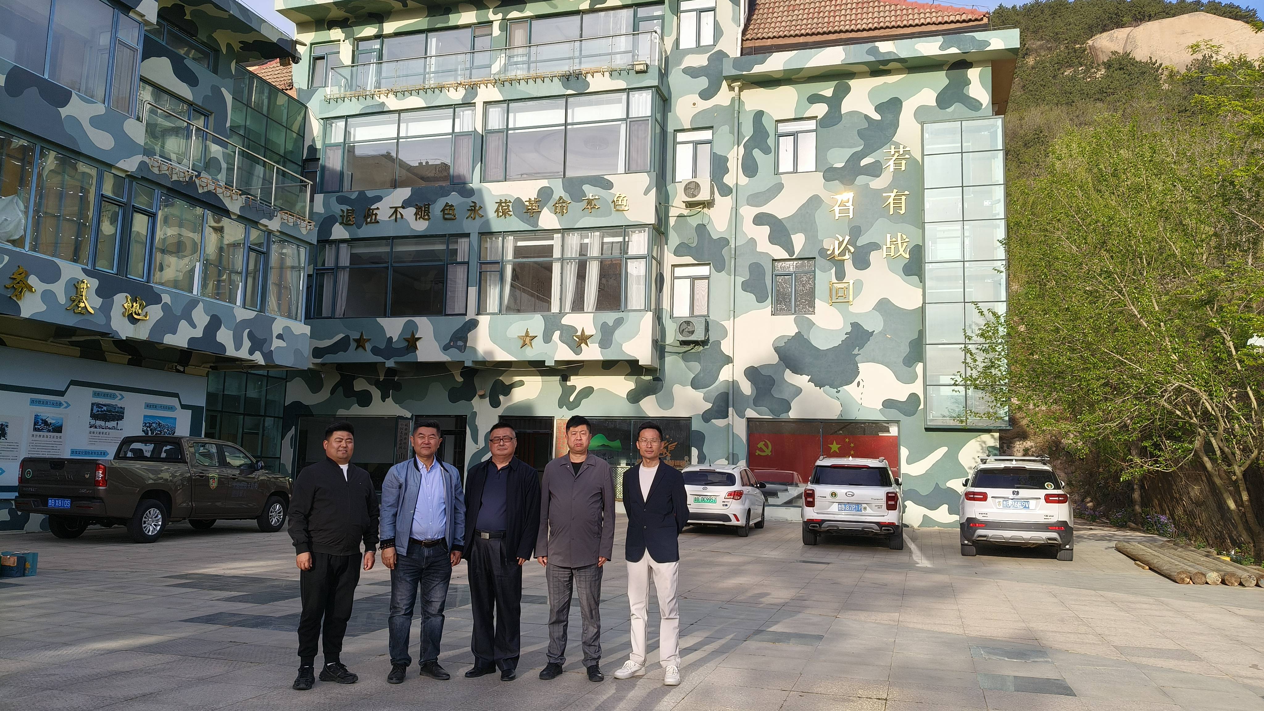 退役士兵被召返部队，重燃军魂，再铸辉煌