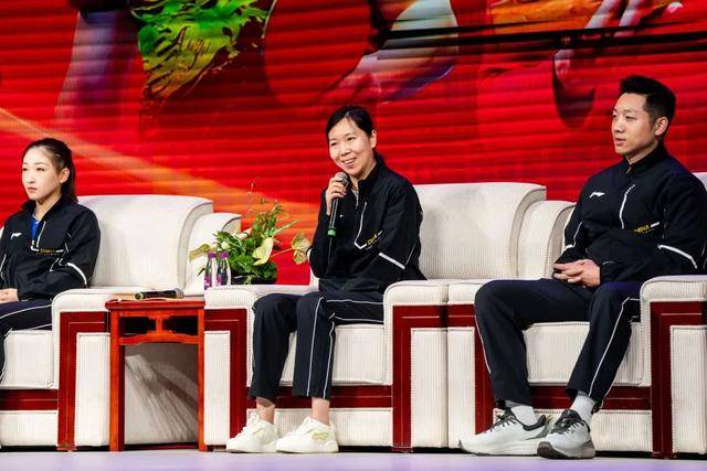 杨紫安慰许昕刘诗雯是哪一期杨紫的温暖慰藉，许昕刘诗雯的力量源泉-第1张图片