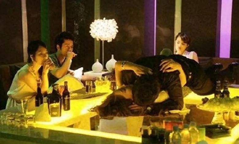 大尺度激烈床戏韩国韩国大尺度激烈床戏的探索与解读-第3张图片