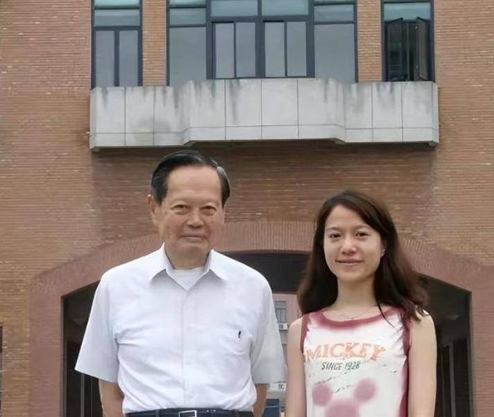 翁帆现照翁帆四岁宝宝的成长足迹-第3张图片