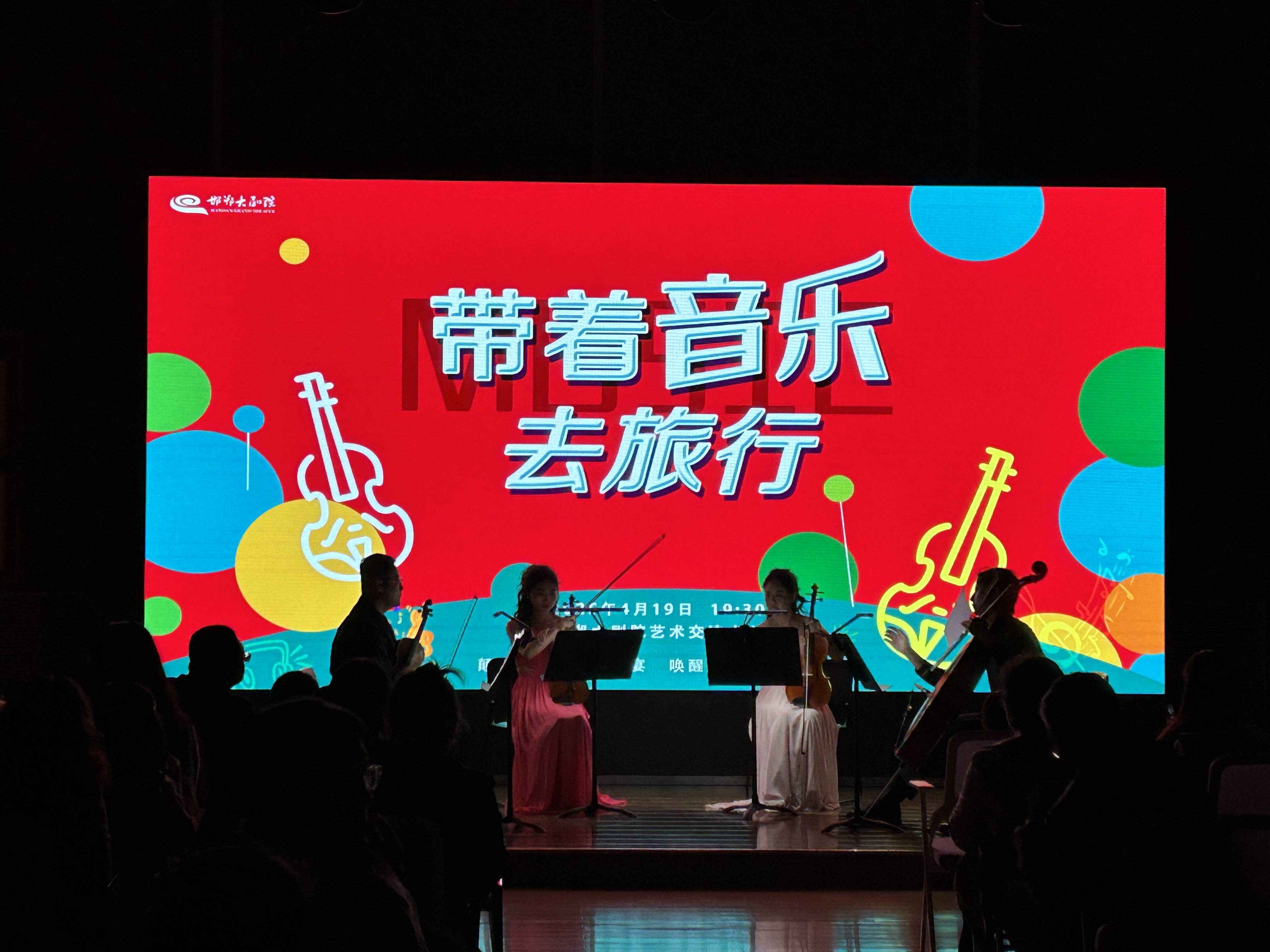 顶级大但人文艺术视频音乐_第1集顶级人文艺术视频音乐，探索大千世界的艺术魅力-第3张图片