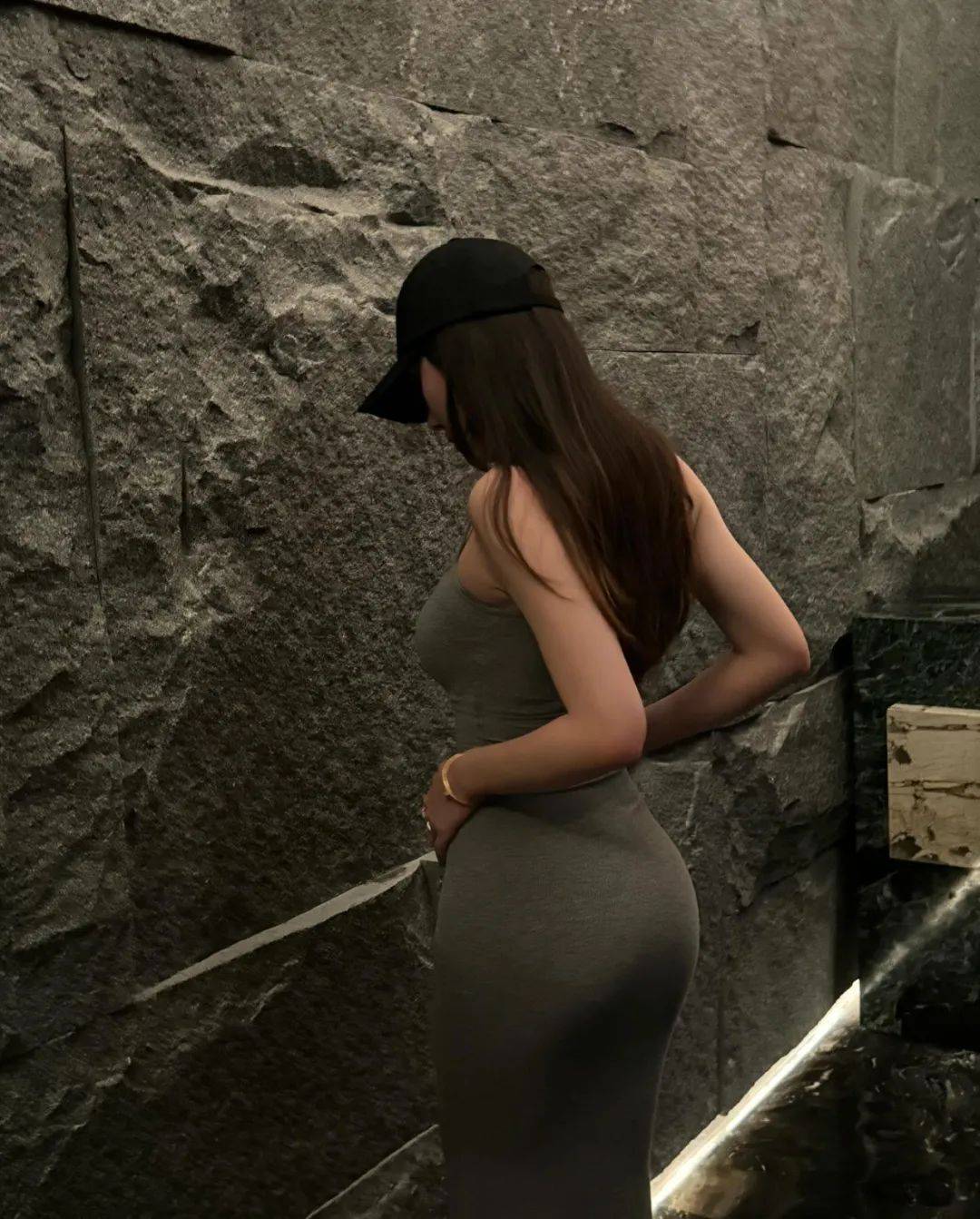 美女人体粉鲍艺术网美女人体粉绘艺术——鲍艺朮的独特魅力-第3张图片