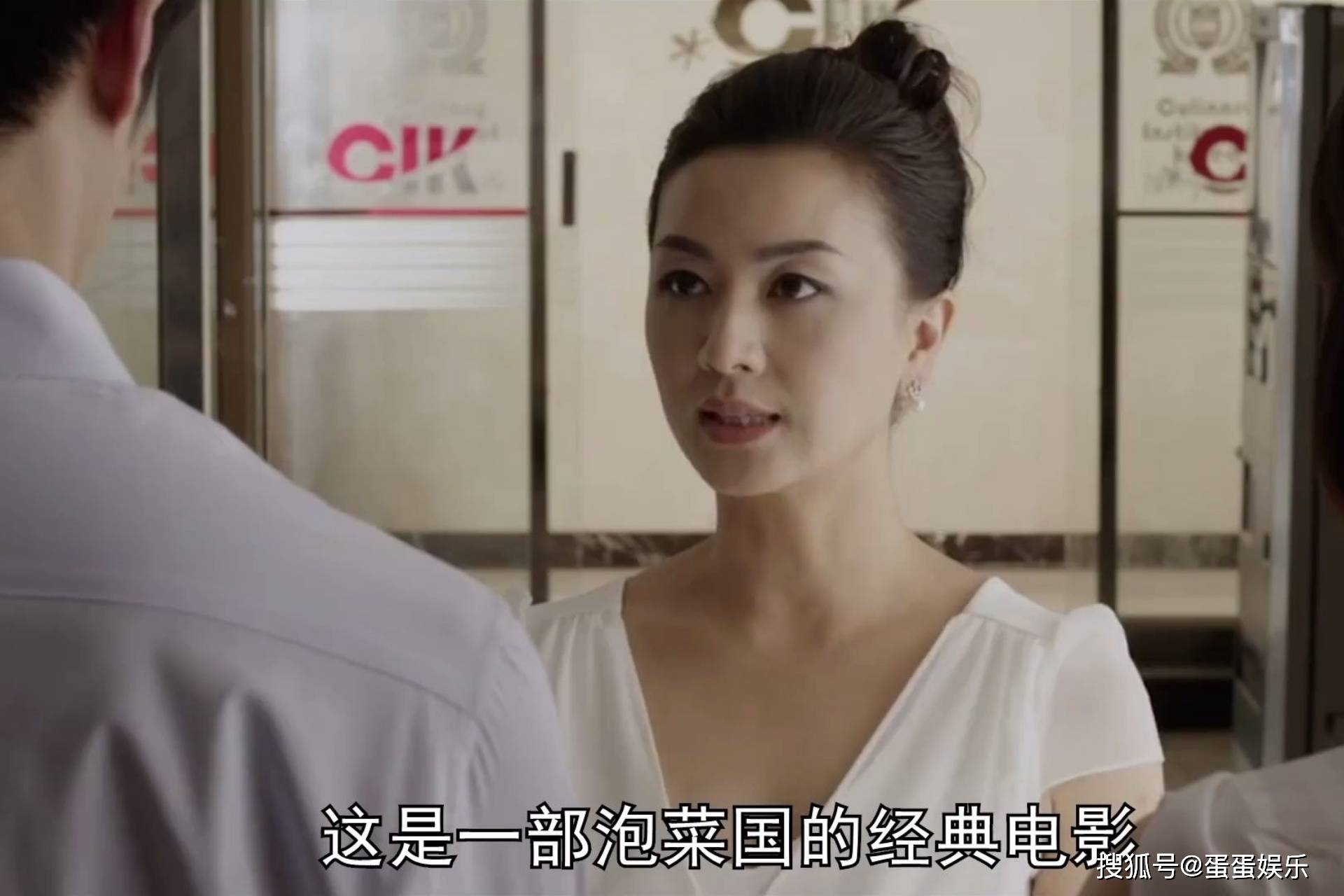 探讨影视作品中的伦理边界——以入室强伦轩人妻电影为例-第2张图片