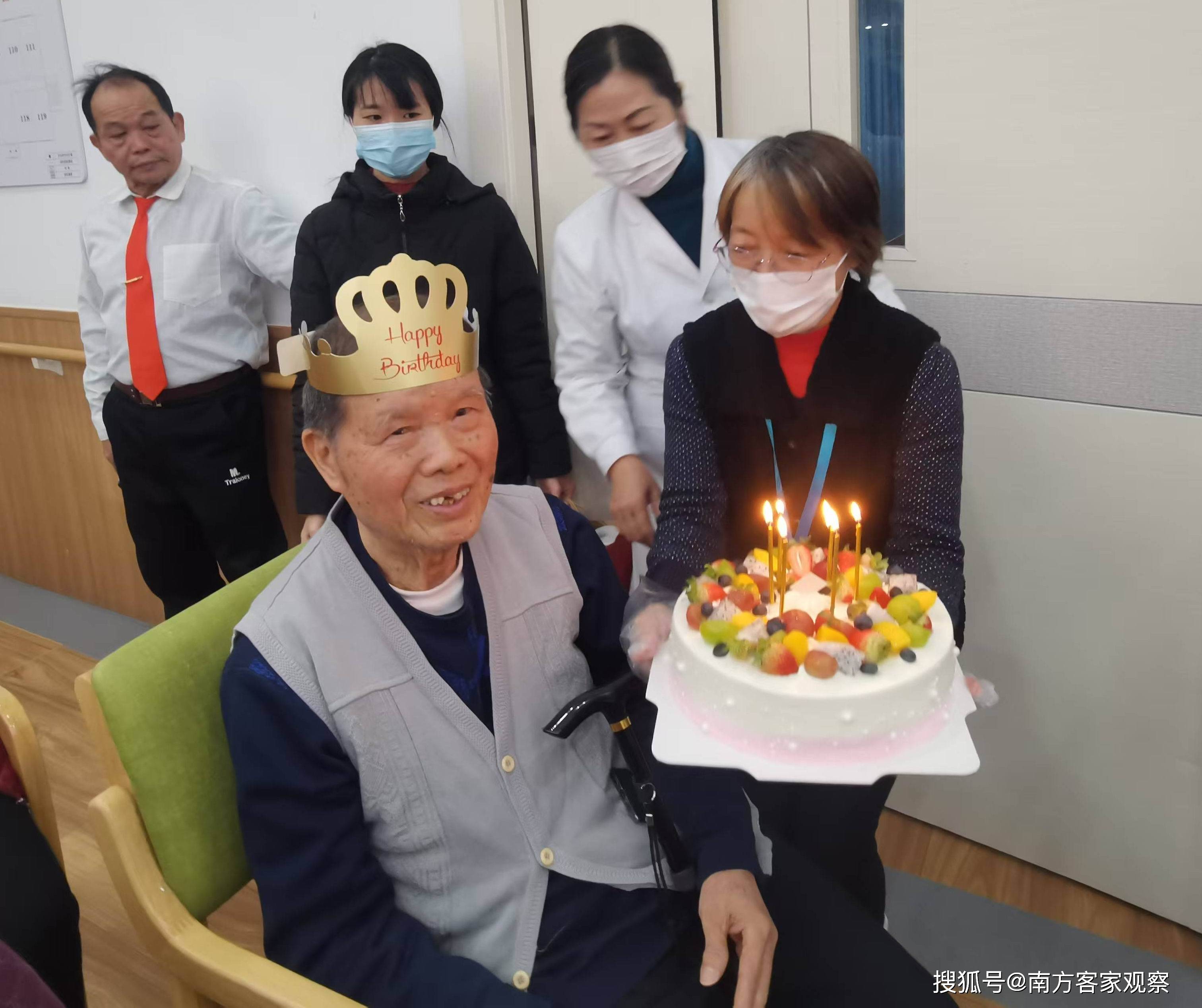 国产老头与老太hd国产老头与老太HD的温馨故事-第2张图片