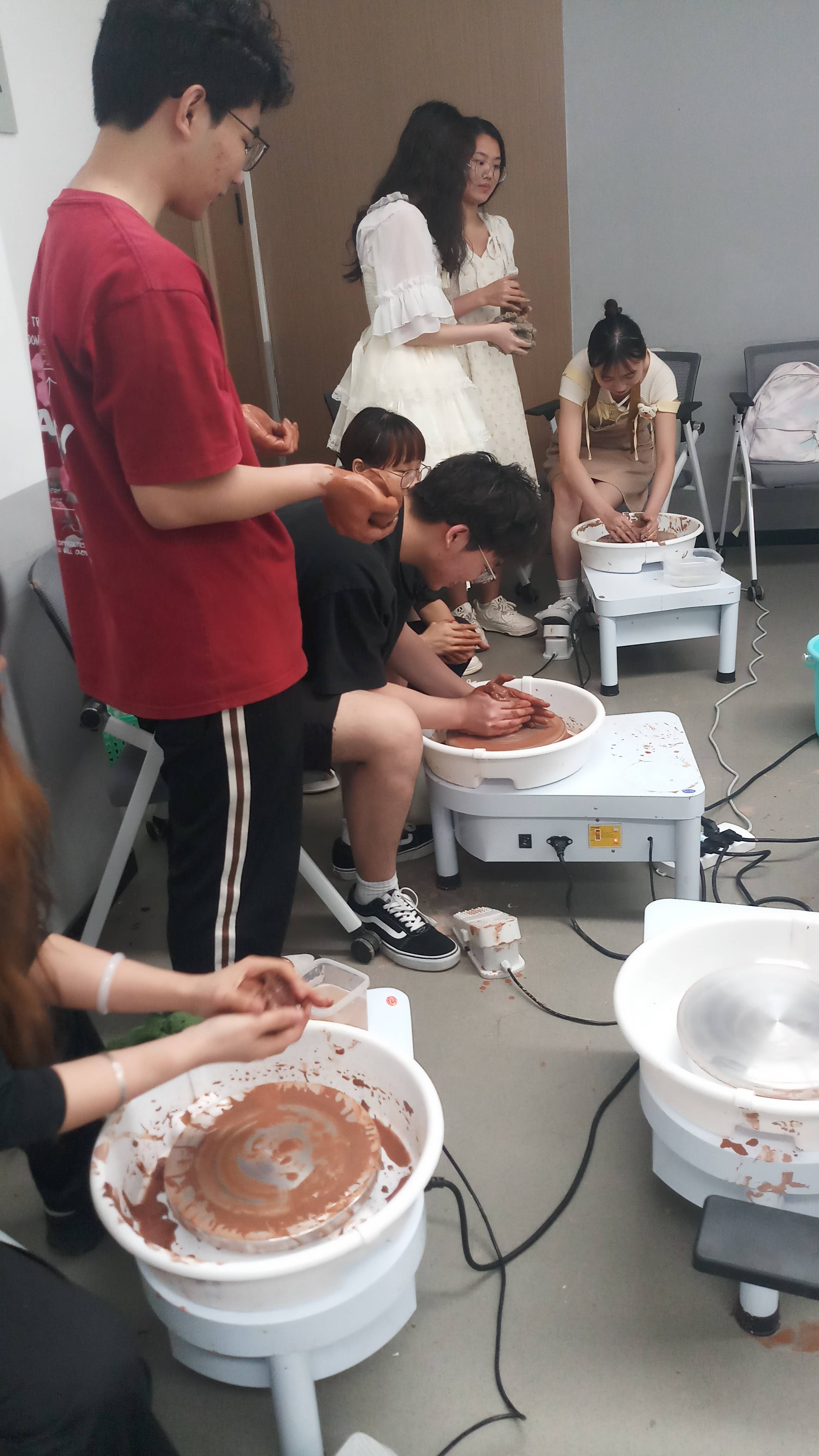 上课同桌的手