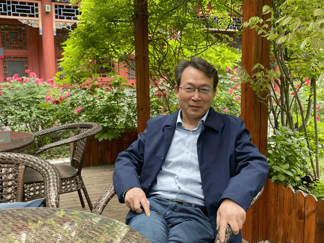 国产高清乱理伦片中文小说，探索与反思-第2张图片