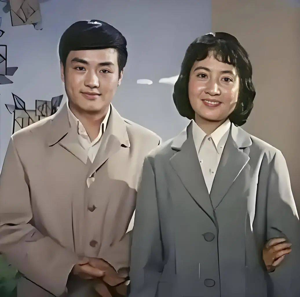 免费观看视频图片，两个人的美好时光-第1张图片